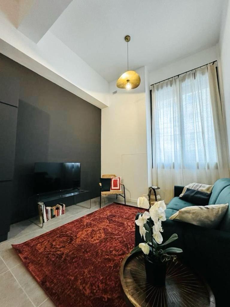 The Savonarola Apartment